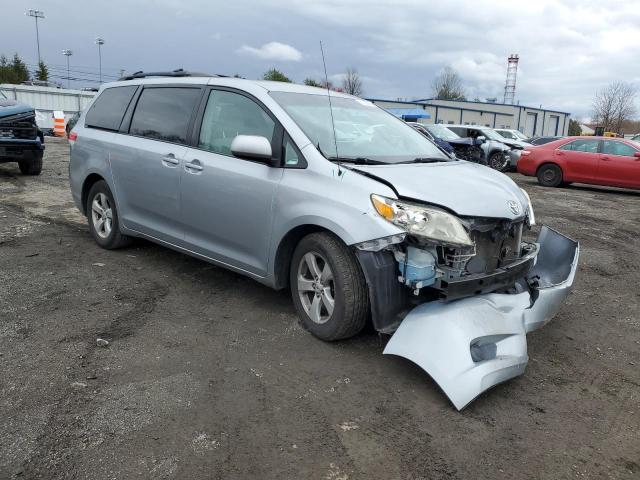 Photo 4 from auction – 2011 TOYOTA SIENNA LE with VIN 5TDKK3DC3BS163220