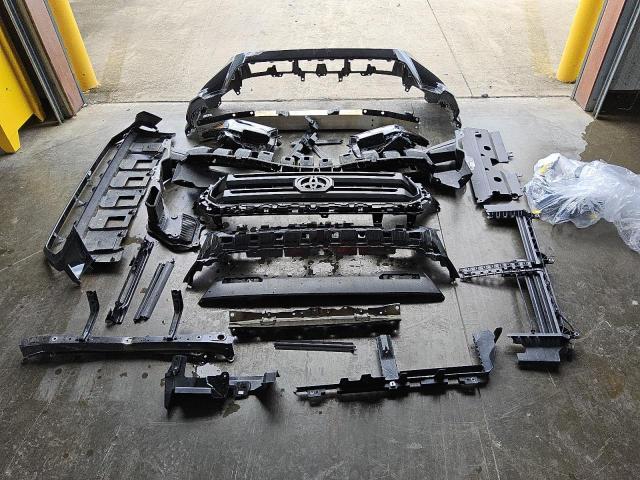 Photo 12 from auction – 2024 TOYOTA TACOMA DOU with VIN 3TMLB5JN0RM010018