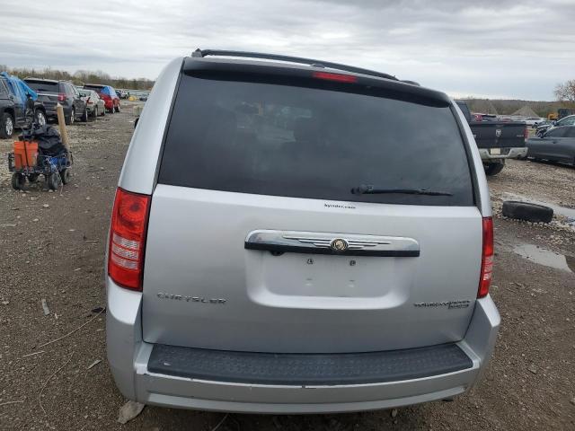 Photo 6 from auction – 2010 CHRYSLER TOWN & COU with VIN 2A4RR5D11AR217829