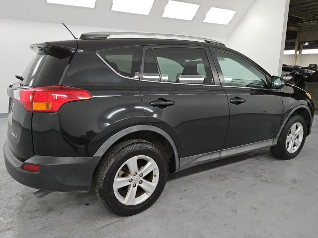 Photo 3 from auction – 2014 TOYOTA RAV4 XLE with VIN 2T3WFREVXEW119419