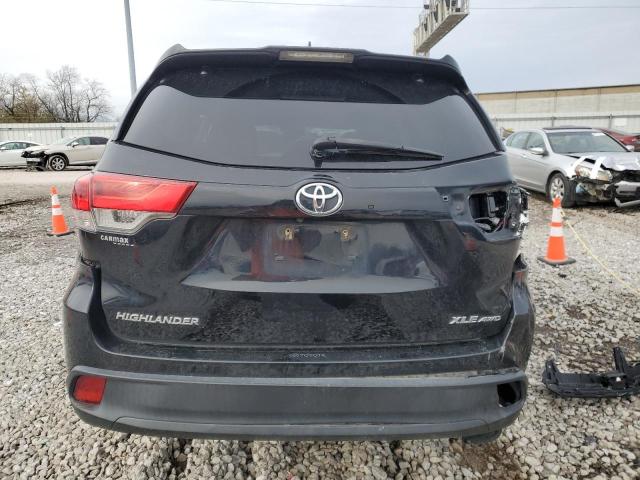 Photo 6 from auction – 2018 TOYOTA HIGHLANDER with VIN 5TDJZRFH9JS542918