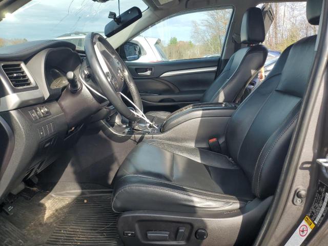 Photo 7 from auction – 2018 TOYOTA HIGHLANDER with VIN 5TDJZRFH4JS875107