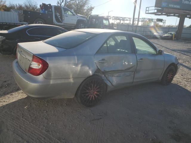 Photo 3 from auction – 2002 TOYOTA CAMRY LE with VIN 4T1BE32K12U047765