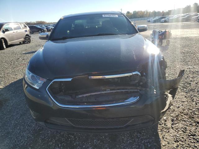Photo 5 from auction – 2016 FORD TAURUS LIM with VIN 1FAHP2F81GG119108