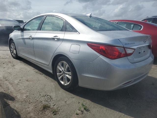 Photo 2 from auction – 2013 HYUNDAI SONATA GLS with VIN 5NPEB4AC4DH679263