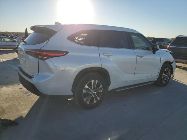 Photo 3 from auction – 2022 TOYOTA HIGHLANDER with VIN 5TDGZRAH6NS552121