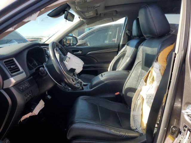 Photo 7 from auction – 2017 TOYOTA HIGHLANDER with VIN 5TDYZRFH5HS219944