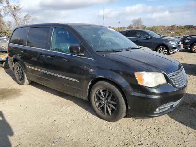 Photo 4 from auction – 2013 CHRYSLER TOWN & COU with VIN 2C4RC1HG0DR819642