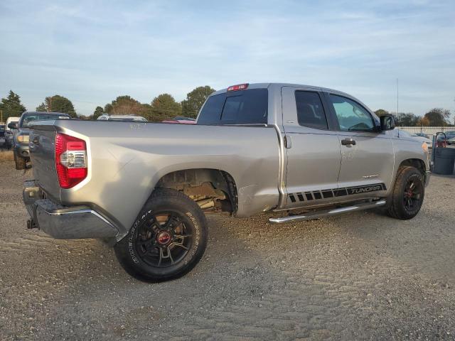 Photo 3 from auction – 2015 TOYOTA TUNDRA DOU with VIN 5TFRM5F13FX087983