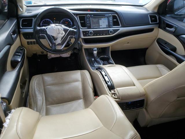 Photo 8 from auction – 2018 TOYOTA HIGHLANDER with VIN 5TDJZRFH9JS889858