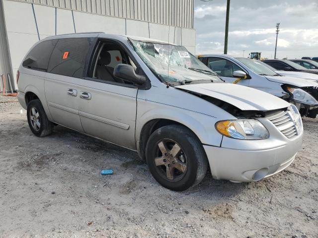 Zdjęcie 4 z aukcji – 2007 DODGE GRAND CARA z VIN 2D4GP44L47R254576