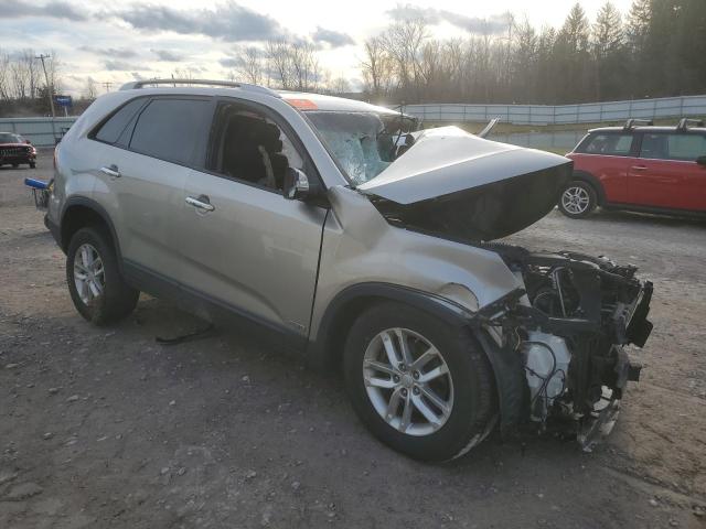 Photo 4 from auction – 2015 KIA SORENTO LX with VIN 5XYKTDA63FG568207