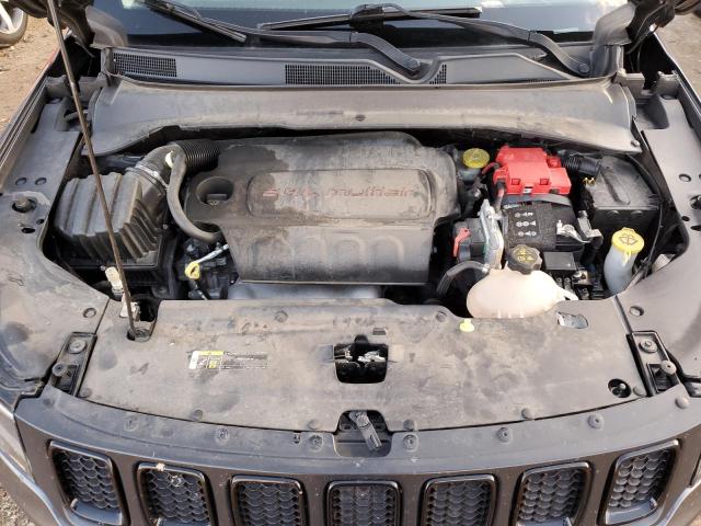 Фото 12 с аукциона – 2019 JEEP COMPASS LA с VIN 3C4NJDBB5KT781435
