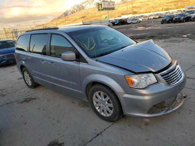 Photo 4 from auction – 2015 CHRYSLER TOWN & COU with VIN 2C4RC1BG7FR661926