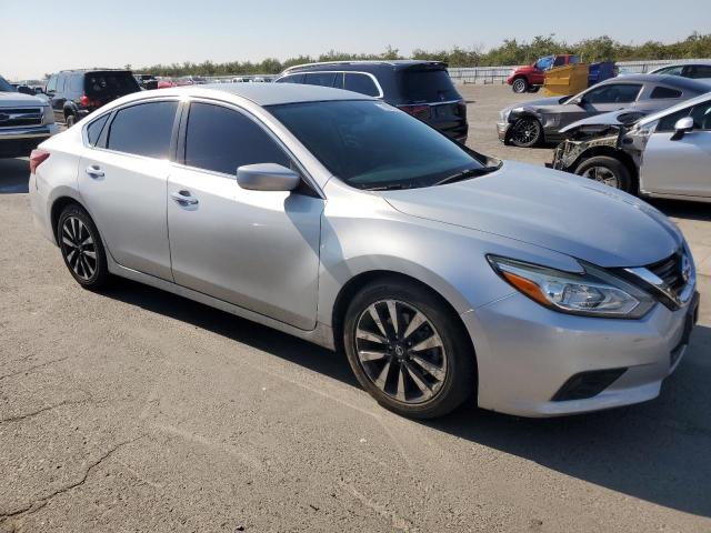 Photo 4 from auction – 2018 NISSAN ALTIMA 2.5 with VIN 1N4AL3AP6JC130332