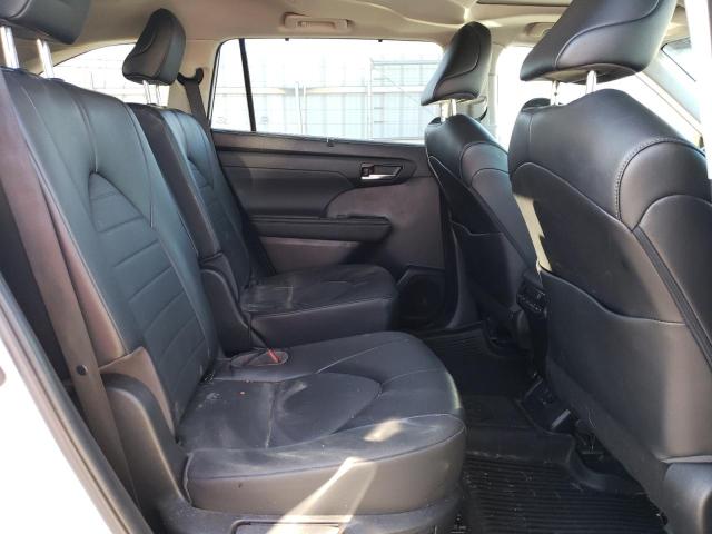 Photo 11 from auction – 2022 TOYOTA HIGHLANDER with VIN 5TDHZRBH1NS255809
