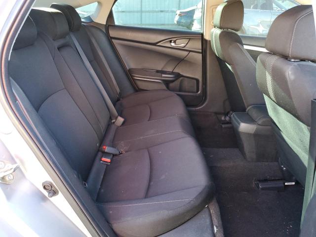 Photo 10 from auction – 2018 HONDA CIVIC EX with VIN 19XFC2F77JE023009