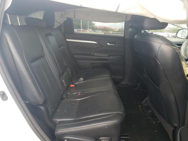 Photo 10 from auction – 2016 TOYOTA HIGHLANDER with VIN 5TDJKRFH4GS277581
