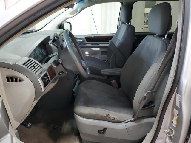 Photo 7 from auction – 2010 CHRYSLER TOWN & COU with VIN 2A4RR5D13AR359115