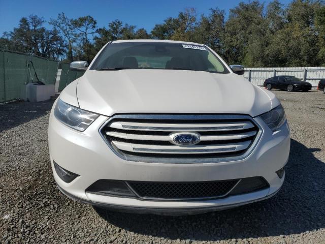 Photo 5 from auction – 2017 FORD TAURUS LIM with VIN 1FAHP2F81HG133205