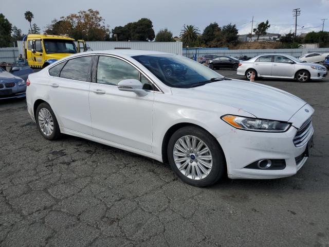 Photo 4 from auction – 2016 FORD FUSION SE with VIN 3FA6P0PU5GR229689