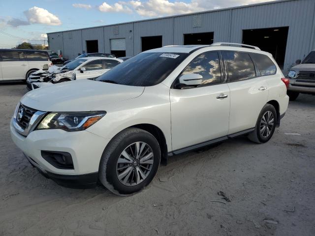 NISSAN PATHFINDER 2017 with VIN 5N1DR2MN8HC660477 - Photo from auction