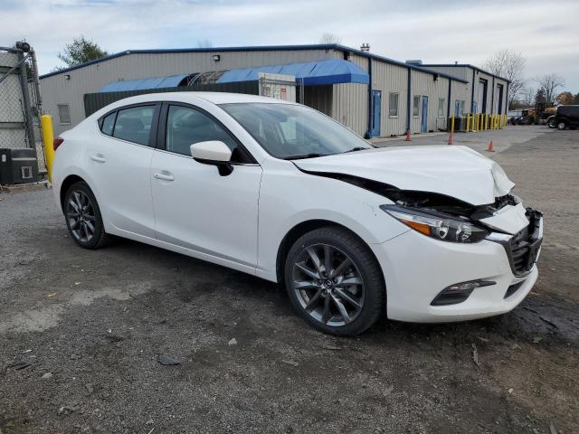 Photo 4 from auction – 2018 MAZDA 3 TOURING with VIN 3MZBN1V39JM236659