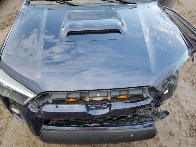 Photo 12 from auction – 2014 TOYOTA 4RUNNER SR with VIN JTEBU5JRXE5186482