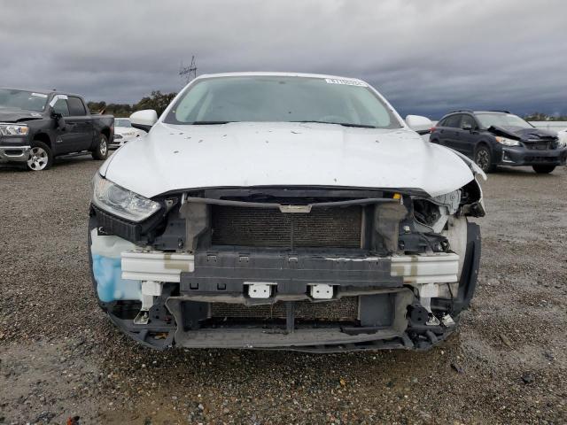 Photo 5 from auction – 2016 FORD FUSION S with VIN 3FA6P0G70GR216441