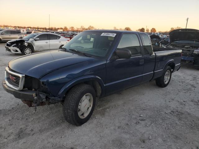 GMC SONOMA 2003 with VIN 1GTCS19H638255246 - Photo from auction