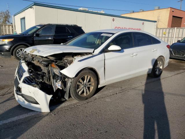 HYUNDAI SONATA SE 2016 with VIN 5NPE24AF5GH419582 - Photo from auction