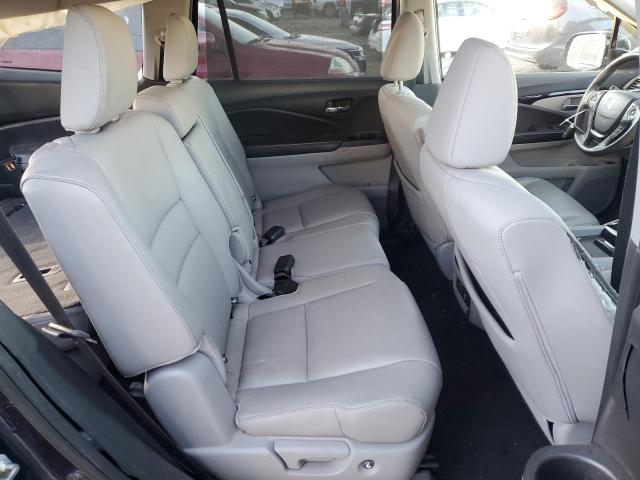 Photo 11 from auction – 2017 HONDA PILOT TOUR with VIN 5FNYF6H94HB041445