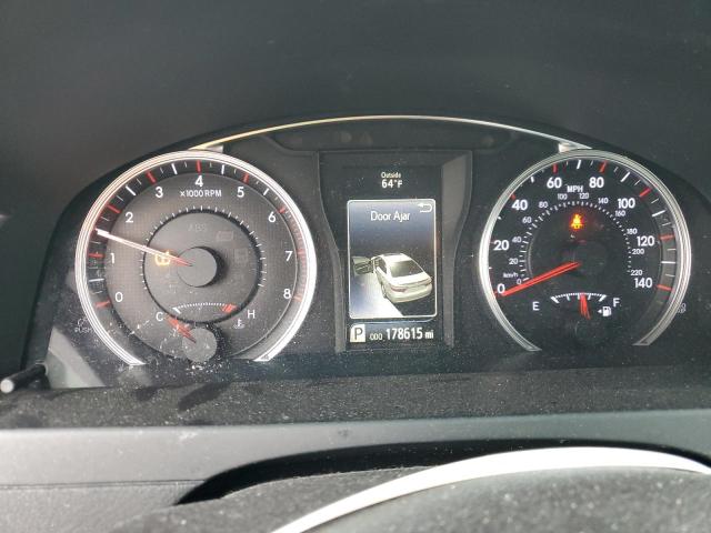 Photo 9 from auction – 2016 TOYOTA CAMRY LE with VIN 4T1BF1FK8GU226694