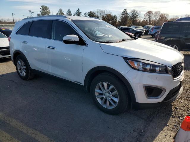 Photo 4 from auction – 2017 KIA SORENTO LX with VIN 5XYPGDA59HG221548
