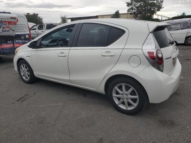 Photo 2 from auction – 2014 TOYOTA PRIUS C with VIN JTDKDTB38E1072930