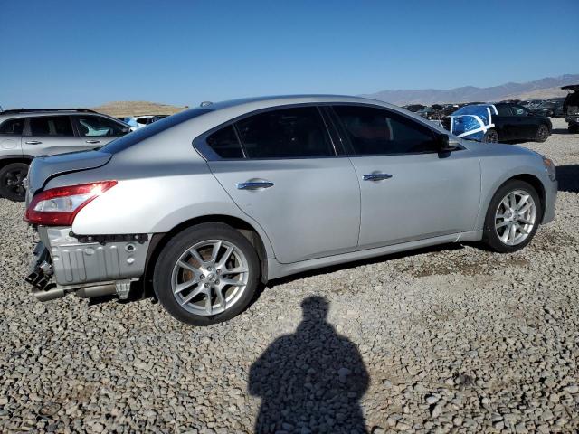 Photo 3 from auction – 2011 NISSAN MAXIMA S with VIN 1N4AA5AP5BC826845
