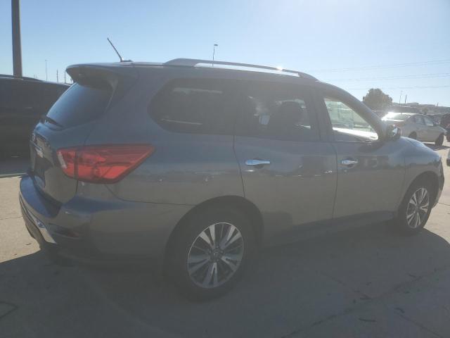 Photo 3 from auction – 2017 NISSAN PATHFINDER with VIN 5N1DR2MN0HC600872