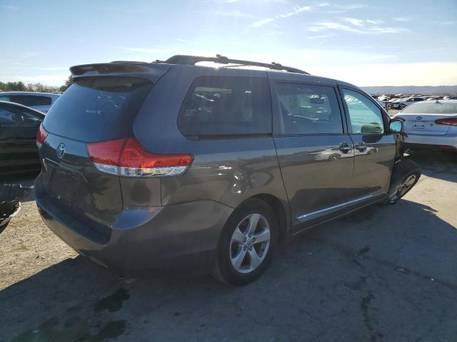 Photo 3 from auction – 2013 TOYOTA SIENNA LE with VIN 5TDKK3DC8DS312952
