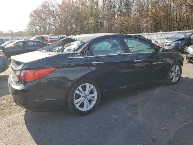 Фото 3 с аукциона – 2011 HYUNDAI SONATA SE с VIN 5NPEC4AC3BH016504