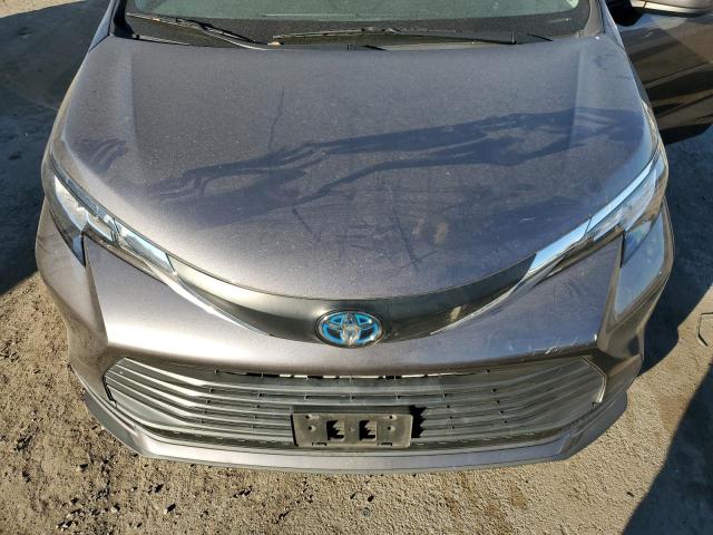 Photo 12 from auction – 2021 TOYOTA SIENNA LE with VIN 5TDKSKFC6MS007120