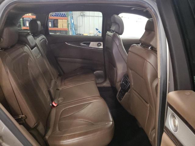 Photo 11 from auction – 2016 LINCOLN MKX RESERV with VIN 2LMTJ8LR5GBL40644
