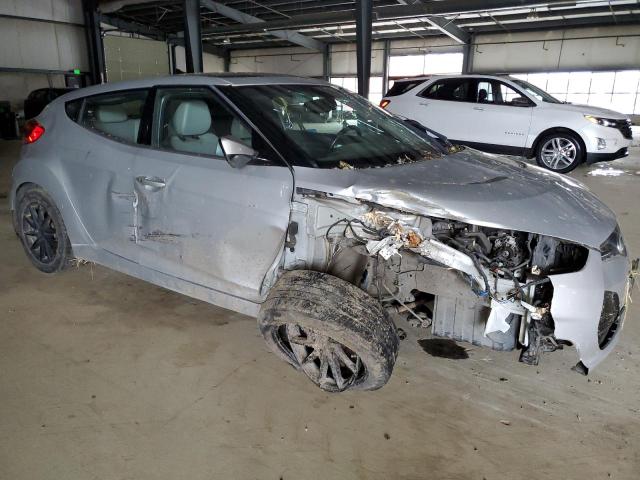 Foto 4 de la subasta – 2012 HYUNDAI VELOSTER con VIN KMHTC6AD8CU060299