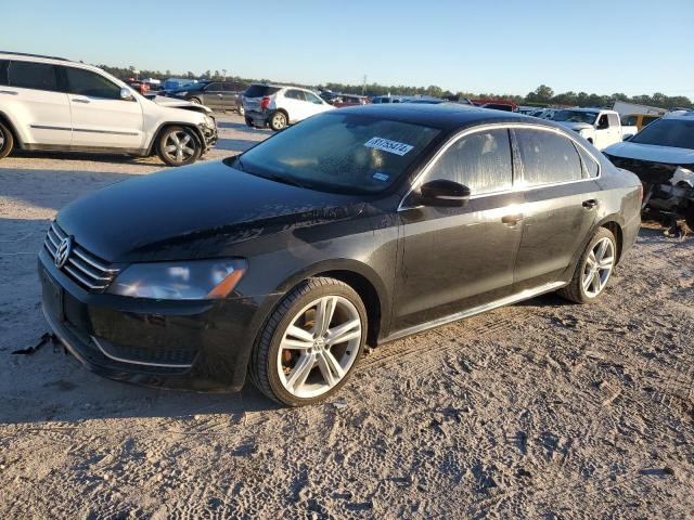 VOLKSWAGEN PASSAT SE 2014 with VIN 1VWBS7A32EC033931 - Photo from auction