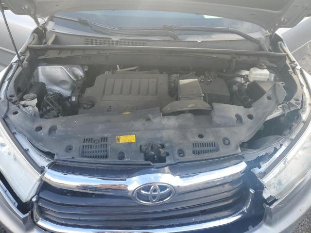 Photo 12 from auction – 2014 TOYOTA HIGHLANDER with VIN 5TDJKRFHXES030420