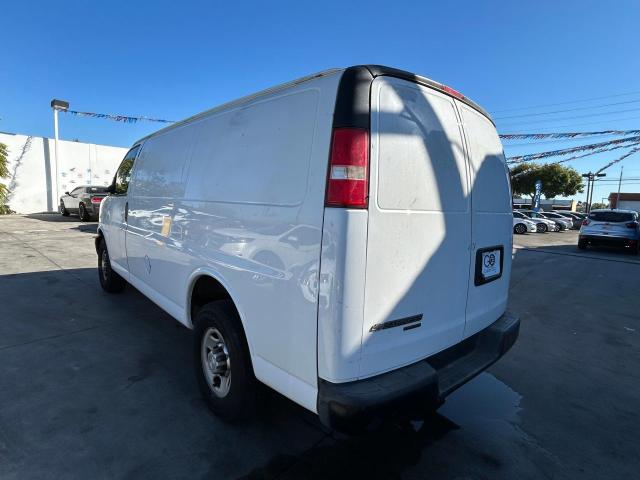 Photo 3 from auction – 2016 CHEVROLET EXPRESS G2 with VIN 1GCWGAFF0G1305395