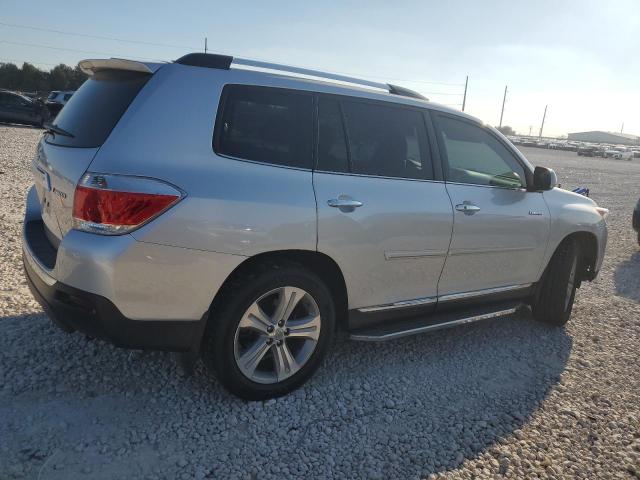 Photo 3 from auction – 2013 TOYOTA HIGHLANDER with VIN 5TDYK3EH8DS129832