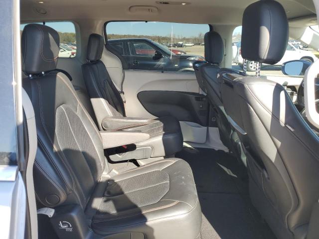 Photo 11 from auction – 2018 CHRYSLER PACIFICA T with VIN 2C4RC1EG2JR273183