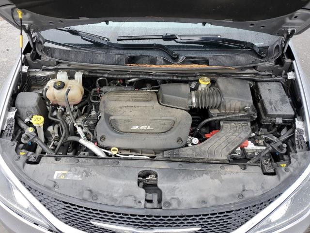 Photo 12 from auction – 2018 CHRYSLER PACIFICA L with VIN 2C4RC1GG2JR230749