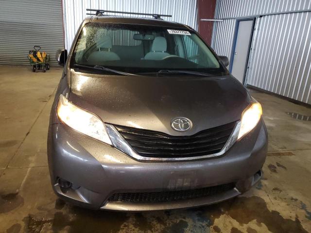 Photo 5 from auction – 2013 TOYOTA SIENNA LE with VIN 5TDKK3DC8DS372262
