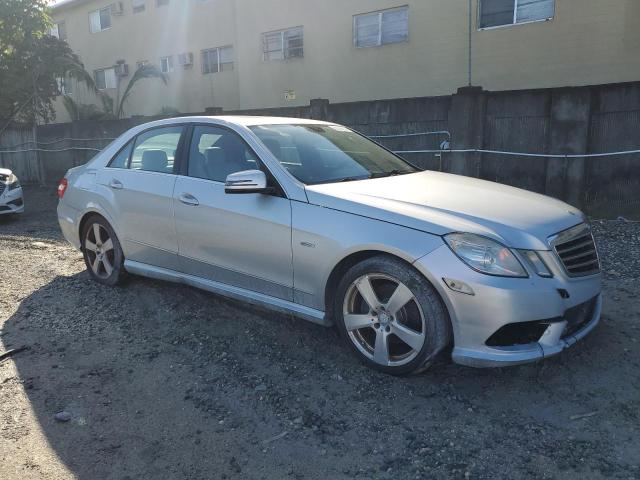 Photo 4 from auction – 2012 MERCEDES-BENZ E 350 with VIN WDDHF5KB8CA526166